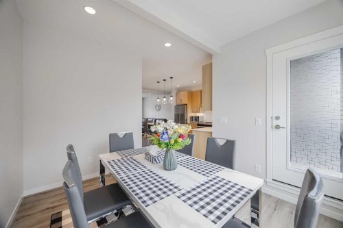 59 Walgrove Plaza Se, Calgary, AB - Indoor Photo Showing Dining Room