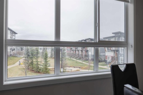 59 Walgrove Plaza Se, Calgary, AB - Indoor Photo Showing Other Room