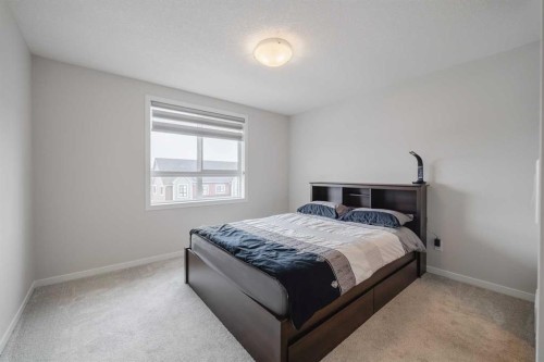 59 Walgrove Plaza Se, Calgary, AB - Indoor Photo Showing Bedroom