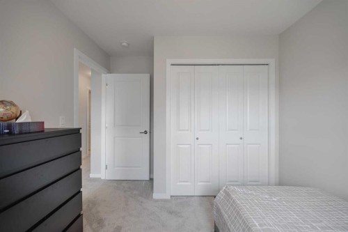 59 Walgrove Plaza Se, Calgary, AB - Indoor Photo Showing Bedroom