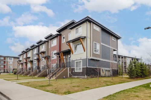 59 Walgrove Plaza Se, Calgary, AB - Outdoor With Facade