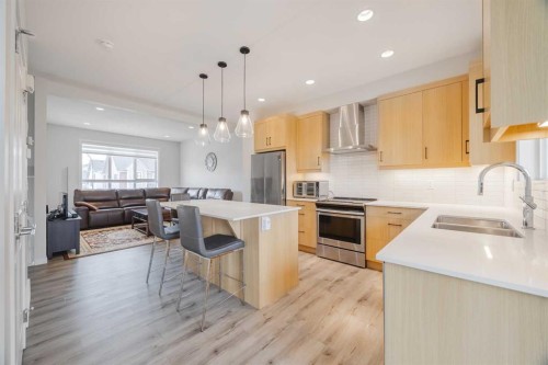 59 Walgrove Plaza Se, Calgary, AB - Indoor Photo Showing Kitchen With Stainless Steel Kitchen With Double Sink With Upgraded Kitchen