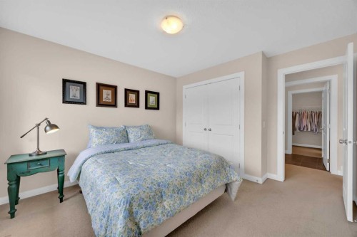 1 Westridge Way, Okotoks, AB - Indoor Photo Showing Bedroom