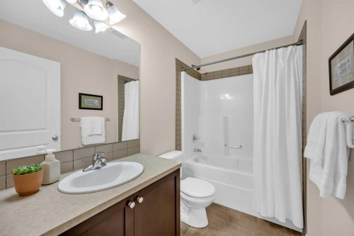 1 Westridge Way, Okotoks, AB - Indoor Photo Showing Bathroom