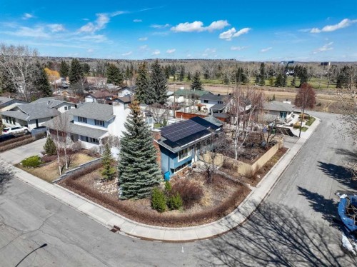 6608 Silverview Road Nw, Calgary, AB - Outdoor With View