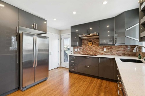 6608 Silverview Road Nw, Calgary, AB - Indoor Photo Showing Kitchen With Upgraded Kitchen