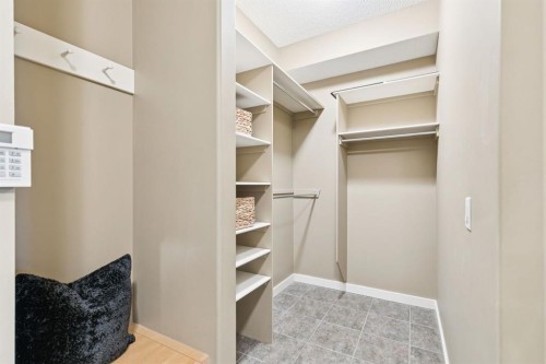 38 Evergreen Common Sw, Calgary, AB - Indoor With Storage