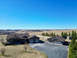 282255 Range Road 34 Rural Rocky View County, AB T0M 1L0