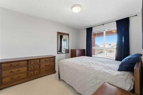 430-22 Richard Place Sw, Calgary, AB - Indoor Photo Showing Bedroom