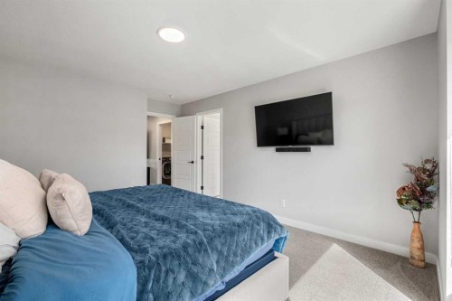 353 Seton Villas Se, Calgary, AB - Indoor Photo Showing Bedroom