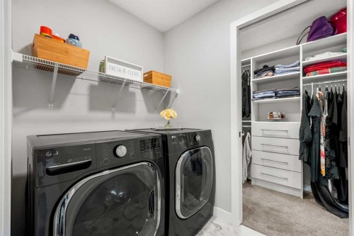 353 Seton Villas Se, Calgary, AB - Indoor Photo Showing Laundry Room