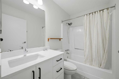 92 Whitlock Close Ne, Calgary, AB - Indoor Photo Showing Bathroom