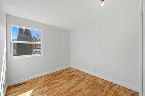 92 Whitlock Close Ne, Calgary, AB - Indoor Photo Showing Other Room