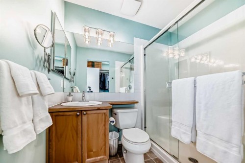 68 Tuscany Springs Way Nw, Calgary, AB - Indoor Photo Showing Bathroom