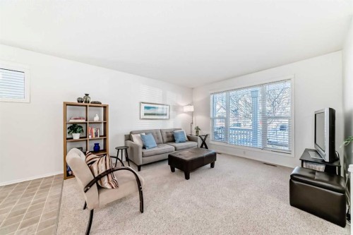 68 Tuscany Springs Way Nw, Calgary, AB - Indoor Photo Showing Other Room