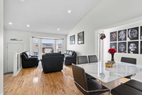 107 Cedargrove Way Sw, Calgary, AB - Indoor