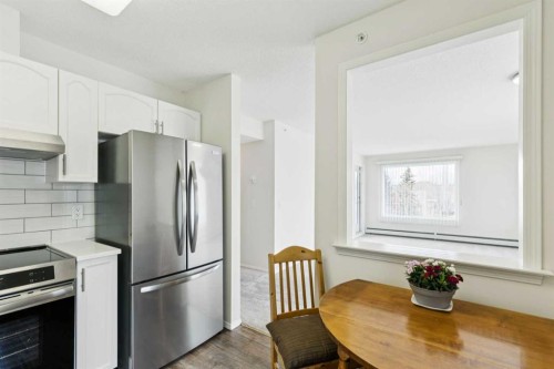 2309-2309 Hawksbrow Point Nw, Calgary, AB - Indoor Photo Showing Other Room