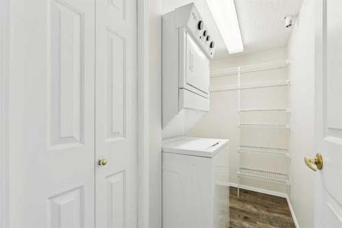 2309-2309 Hawksbrow Point Nw, Calgary, AB - Indoor Photo Showing Laundry Room