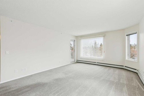 2309-2309 Hawksbrow Point Nw, Calgary, AB - Indoor Photo Showing Other Room