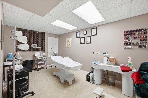 61 Saddleland Drive Ne, Calgary, AB 