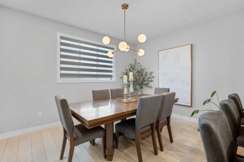 1053 West Lakeview, Chestermere, AB - Indoor Photo Showing Dining Room