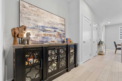 1053 West Lakeview, Chestermere, AB - Indoor Photo Showing Other Room