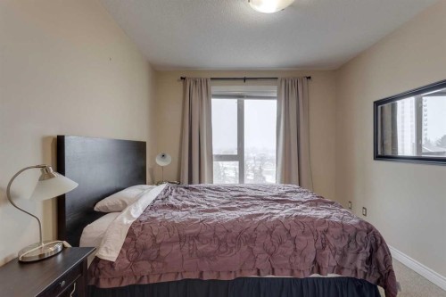 403-3101 34 Avenue Nw, Calgary, AB - Indoor Photo Showing Bedroom