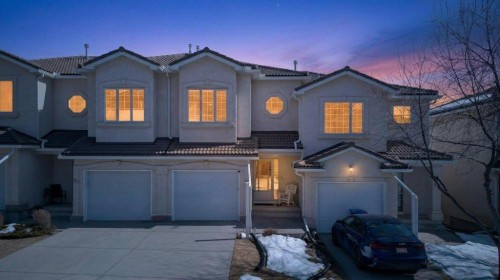 92 Hamptons Link Nw, Calgary, AB - Outdoor