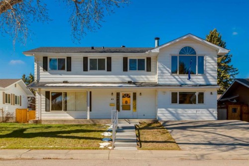 43 Mapleburn Drive Se, Calgary, AB - Outdoor With Facade
