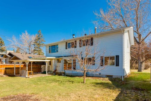 43 Mapleburn Drive Se, Calgary, AB - Outdoor With Deck Patio Veranda