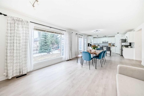 202 Hamptons Gardens Nw, Calgary, AB - Indoor