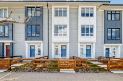 871 Belmont Drive SW Calgary, AB T2X 4P2