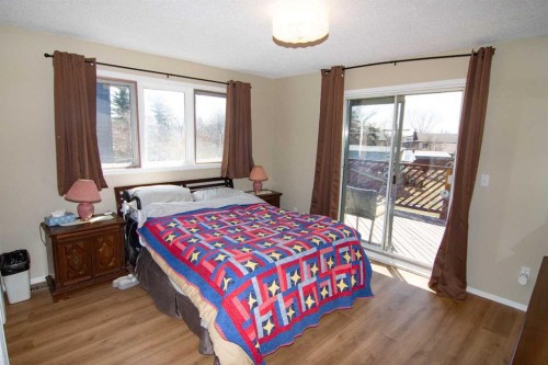 640 Mcculloch Crescent, Irricana, AB - Indoor Photo Showing Bedroom