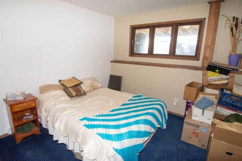 640 Mcculloch Crescent, Irricana, AB - Indoor Photo Showing Bedroom