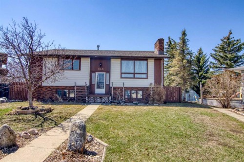 640 Mcculloch Crescent, Irricana, AB - Outdoor