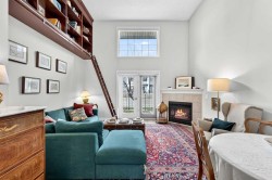 105-527 15 Avenue SW Calgary, AB T2R 1R5