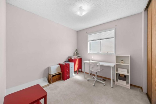 316 Coventry Close Ne, Calgary, AB - Indoor Photo Showing Office
