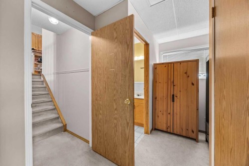 316 Coventry Close Ne, Calgary, AB - Indoor Photo Showing Other Room
