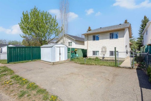316 Coventry Close Ne, Calgary, AB - Outdoor