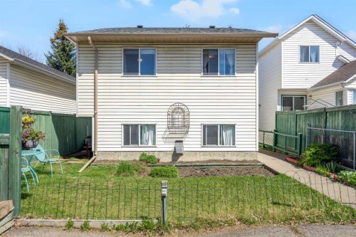 316 Coventry Close Ne, Calgary, AB - Outdoor With Exterior