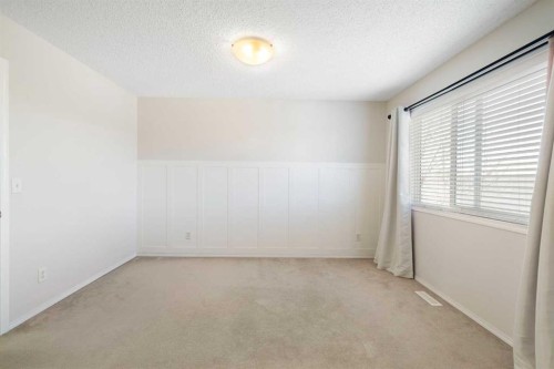 47 Covehaven Mews Ne, Calgary, AB - Indoor Photo Showing Other Room
