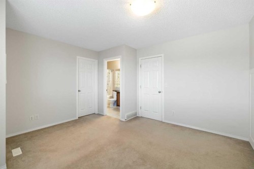 47 Covehaven Mews Ne, Calgary, AB - Indoor Photo Showing Other Room