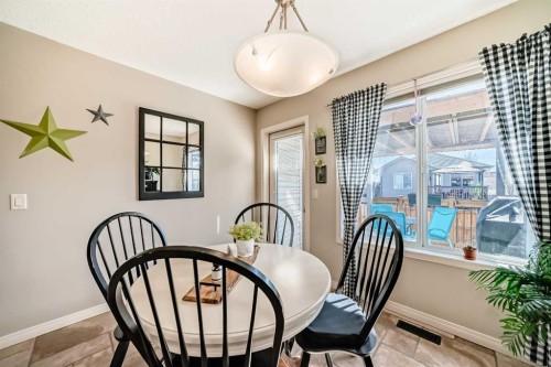 355 Ranch Ridge Court, Strathmore, AB - Indoor Photo Showing Dining Room