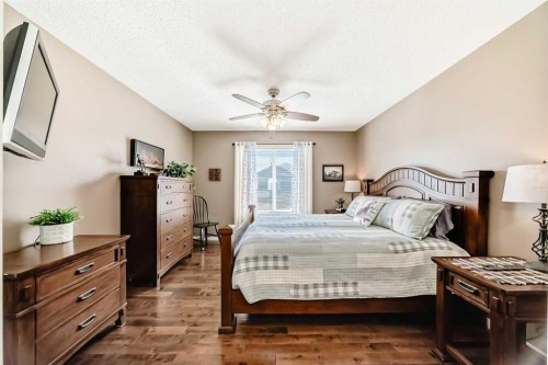 355 Ranch Ridge Court, Strathmore, AB - Indoor Photo Showing Bedroom