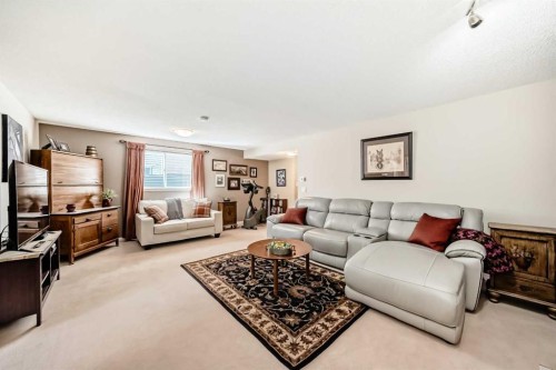 355 Ranch Ridge Court, Strathmore, AB - Indoor Photo Showing Living Room