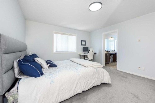 19 Skyview Ranch Crescent Ne, Calgary, AB - Indoor Photo Showing Bedroom