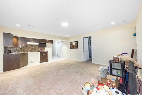 19 Skyview Ranch Crescent Ne, Calgary, AB - Indoor Photo Showing Kitchen