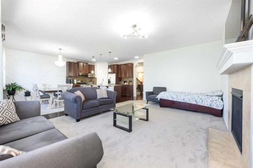 19 Skyview Ranch Crescent Ne, Calgary, AB - Indoor Photo Showing Living Room