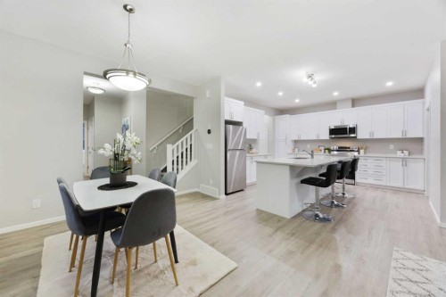 567 Osborne Drive Sw, Airdrie, AB - Indoor Photo Showing Other Room