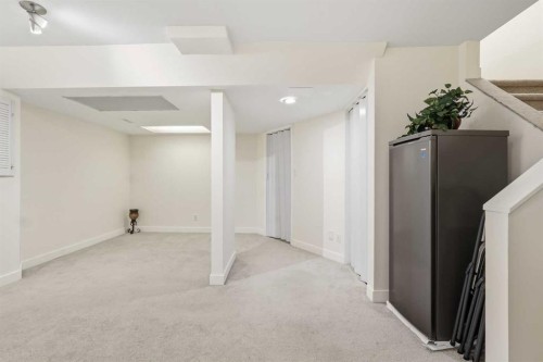 310 Hawkstone Manor Nw, Calgary, AB - Indoor